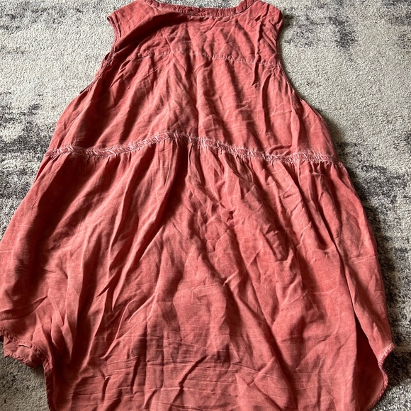 Tunic - Picture 3 of 5